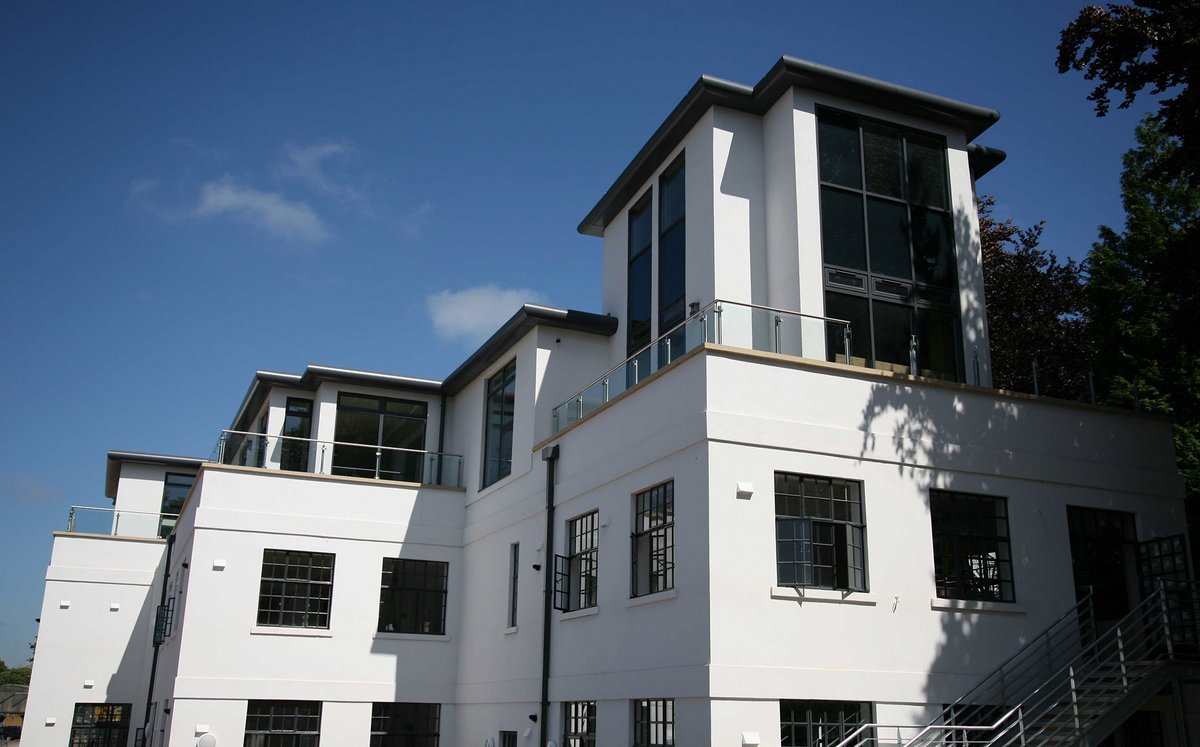 Painthouses at the Deco Building